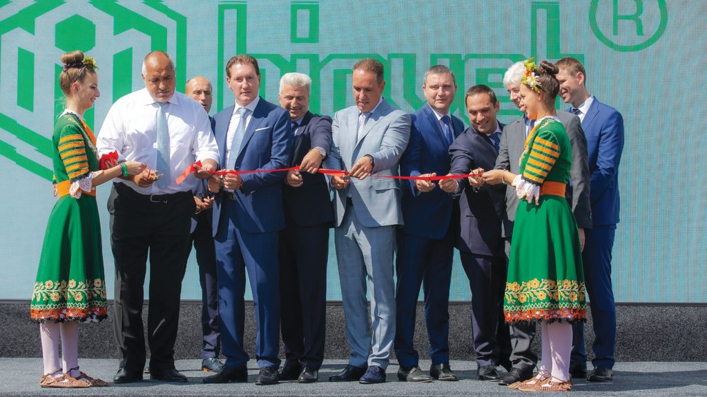 Huvepharma’nın, Peshtera’daki yeni üretim tesisi faaliyete açıldı