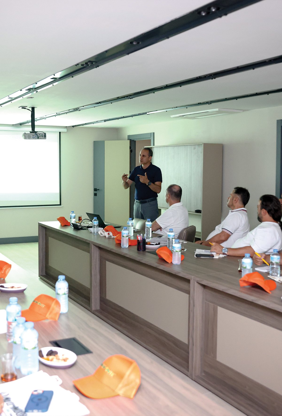 NutriMOORE & Phytobiotics TR ruminant sahaya bilimseldesteğini artırıyor 